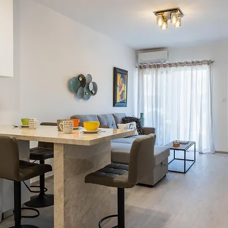 Modern One Bedroom At Lighthouse Apartman *