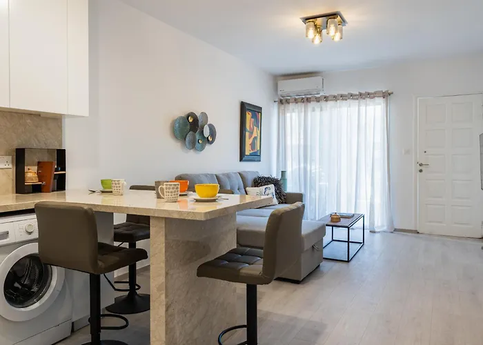 Modern One Bedroom At Lighthouse Appartement *