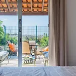 Modern One Bedroom At Lighthouse شقة بافوس