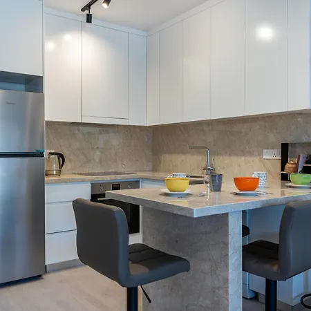 Modern One Bedroom At Lighthouse *